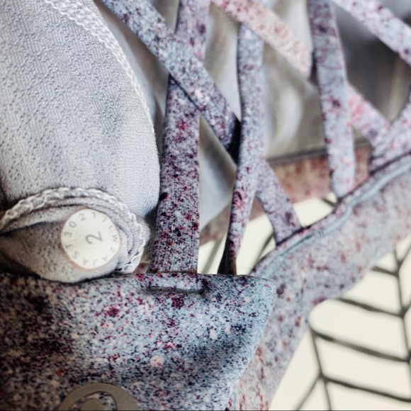 Lululemon free to be serene bra summer haze multi - Picture 9 of 9